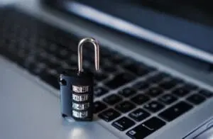 Konfiguracja WordPress czyli Podstawowe zabezpieczenie komputera przed atakami na stronę www