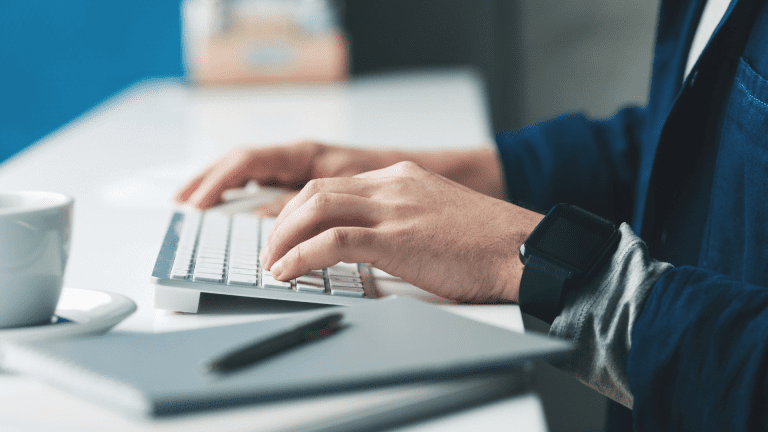 Jak usunąć historię przeglądarki w Google Chrome i Microsoft Edge